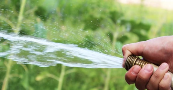 hose-water-815475_1920-e1609884419500